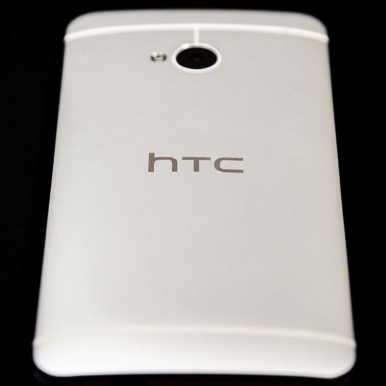 HTC One in ritardo per il lancio: mancanza di componenti per la fotocamera ultrapixel