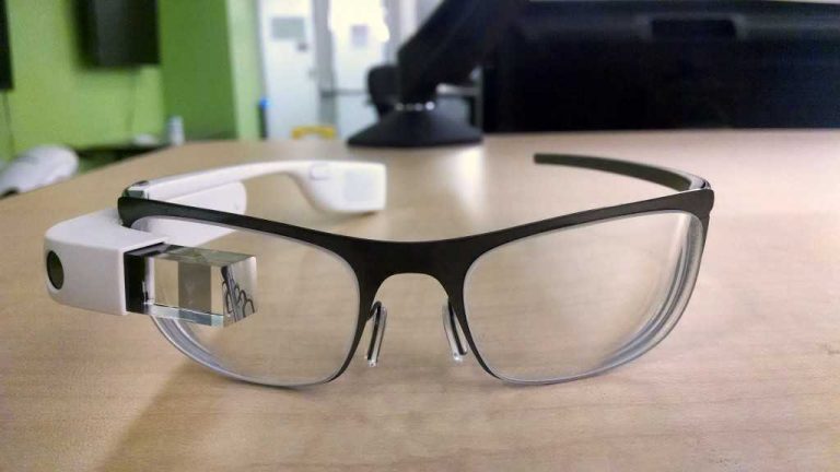 I Google Glass invieranno notifiche, anche per gli SMS ricevuti su iPhone!