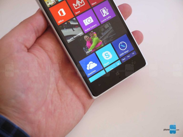 Nokia Lumia 830: in Italia costerà 330 euro