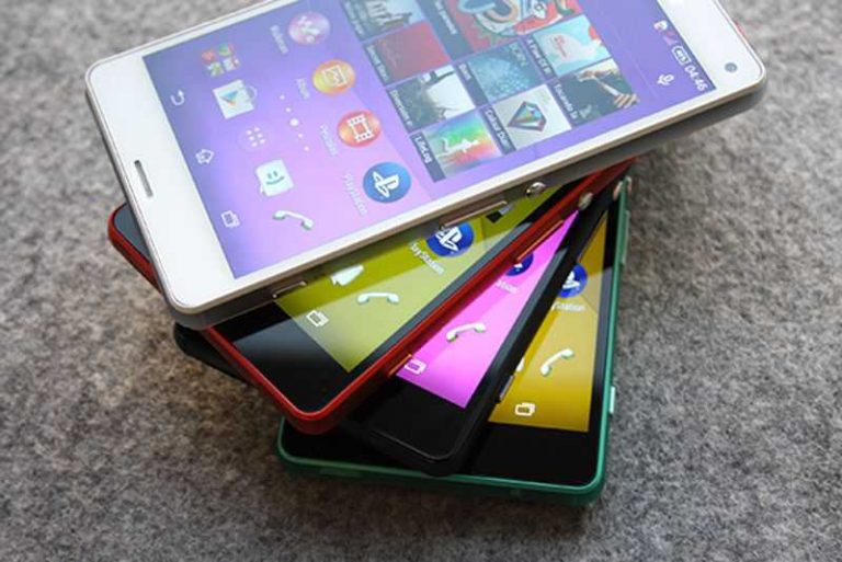 immagini ufficiali del Sony Xperia Z3 Compact