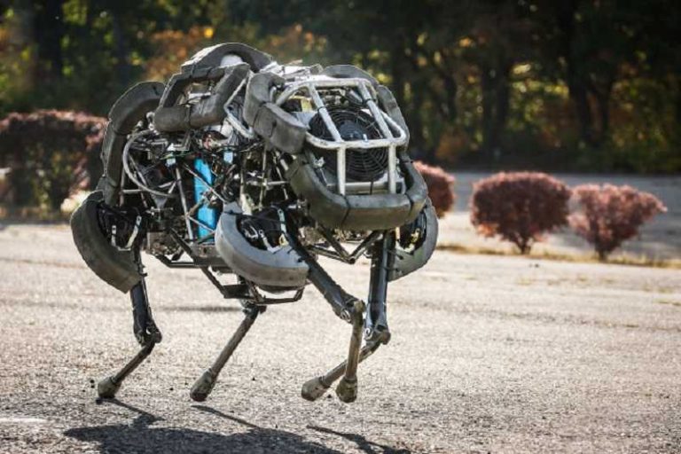 Google, Spot il cane robot a quattro zampe in dirittura d’arrivo