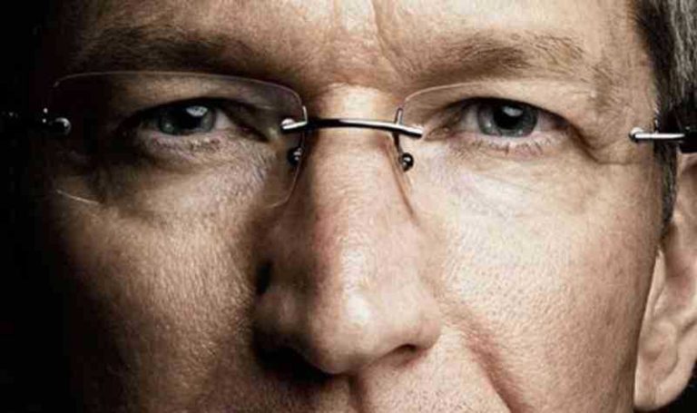 Tim Cook donerà 800 milioni di dollari in beneficenza