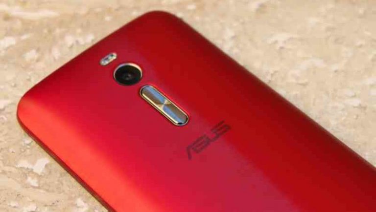 Asus Italia incredibile! Regala la versione rossa di Zenfone 2 a chi non ha ricevuto quello nero!