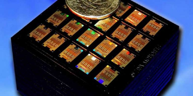 IBM: nuovo chip fotonico al silicio che rivoluzionerà la velocità di trasmissione dati