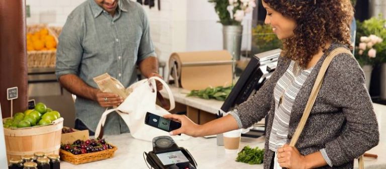 Android Pay, da oggi si può pagare con il proprio smartphone