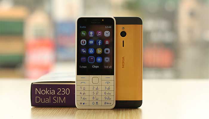 Nokia 230 Gold: ecco il primo smartphone economico placcato in oro