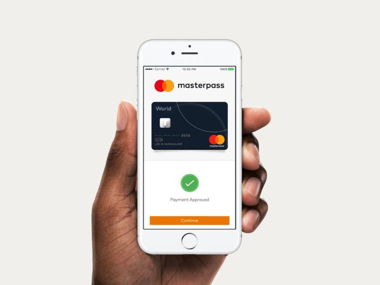 Mastercard cambia logo e semplifica i pagamenti mobile