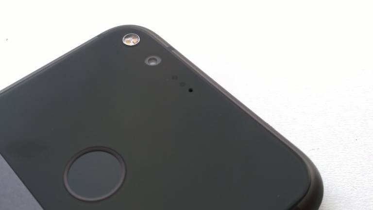 Google Pixel 2016, Android Oreo porta il bug dei messaggi