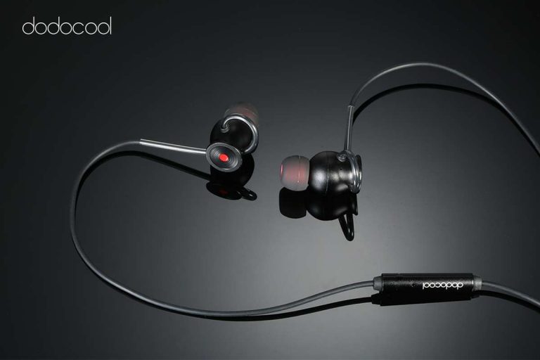 Offerta imperdibile, dodocool auricolare Stereo suono 3D Surround In-ear con telecomando e microfono a 18.99€