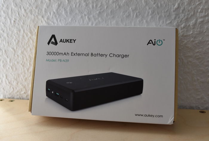 Recensione Power bank AUKEY PB-N39: 30.000 mAh per rimanere sempre carichi!