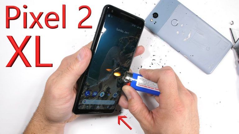 Google Pixel 2 XL vs JerryRigEverything: più grande vuol dire migliore?