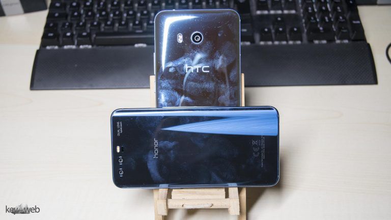 HTC U11 vs Honor 9: due Smartphone blu a confronto