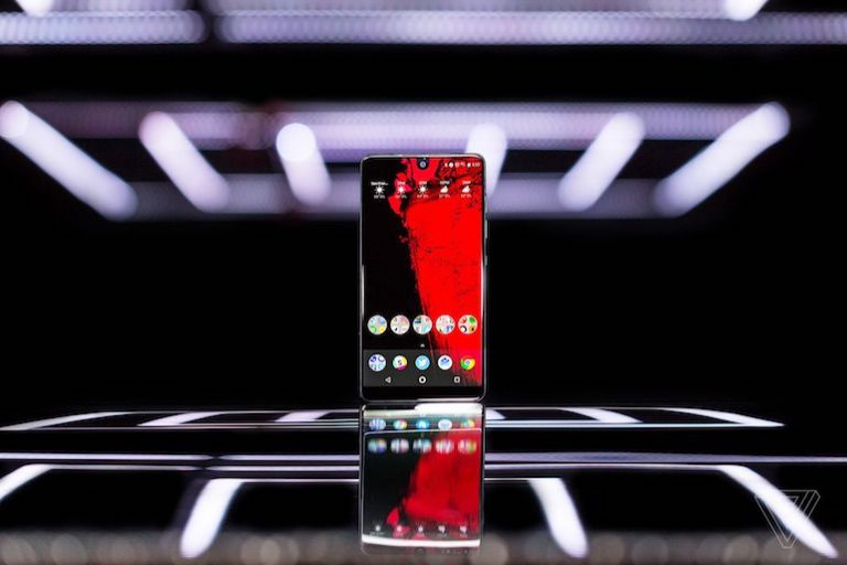 Essential Phone 2: cancellato il lancio, l’azienda è in vendita