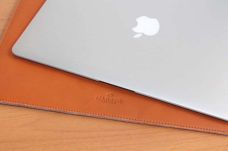 Recensione Harber London Slim Leather MacBook Sleeve Case: semplice, curata ed elegante