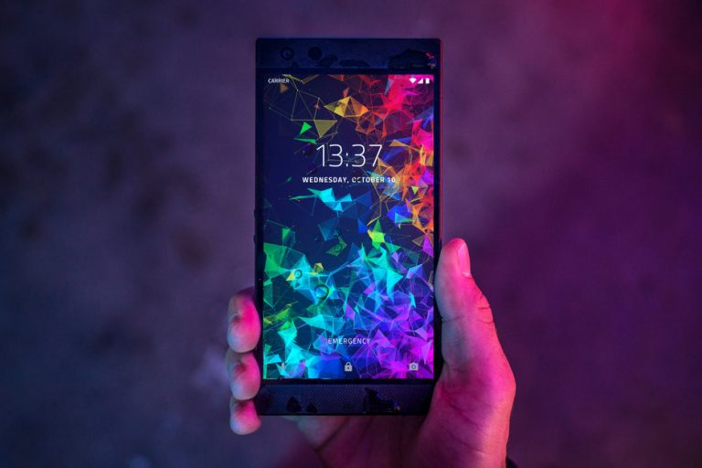 Razer Phone 2 si aggiorna ad Android 9 Pie