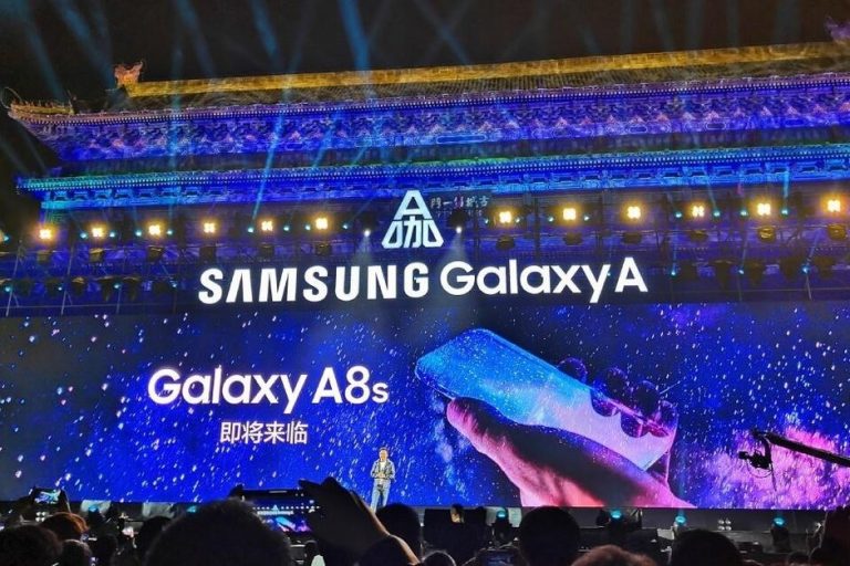 Samsung pensa ad un Galaxy A8s senza cornice e con il foro sul display