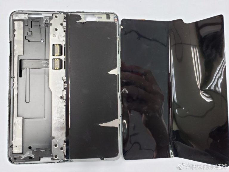 Samsung Galaxy Fold: problemi anche nella riparazione dello schermo