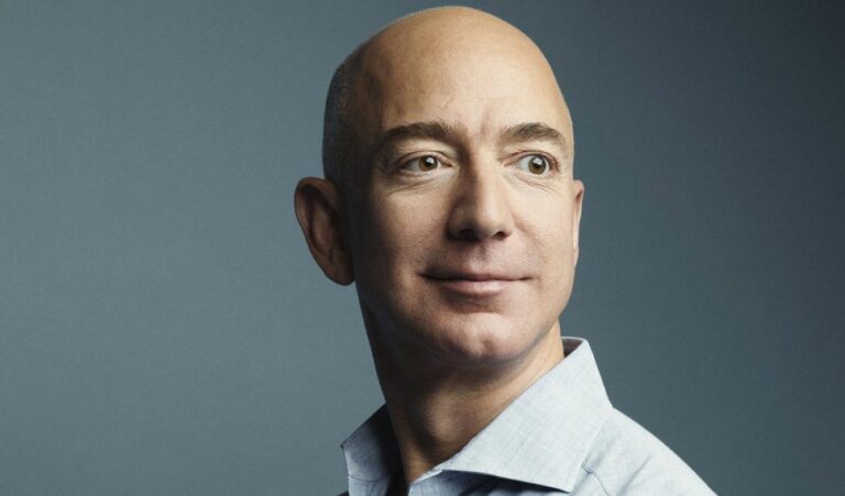 Amazon: Jeff Bezos abbandona il ruolo di CEO