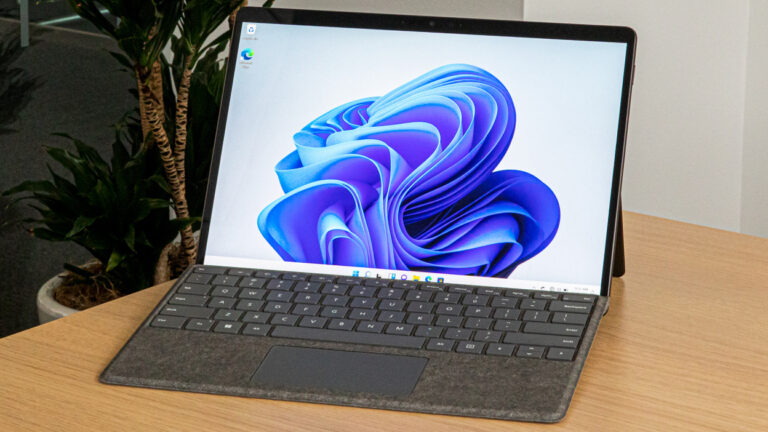 Surface Pro 8 arriva a gennaio in Italia, prezzo a partire da 1,199 euro