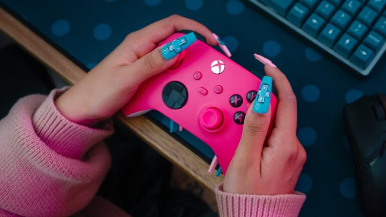 Xbox: disponibile in Italia il controller Deep Pink